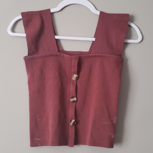 Burgundy crop top - Picture 1 of 3